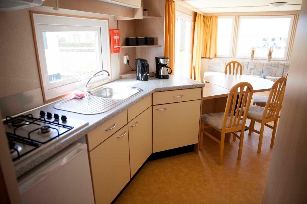 Stolpen Zeezand Recreatie Cozy Chalets المظهر الخارجي الصورة