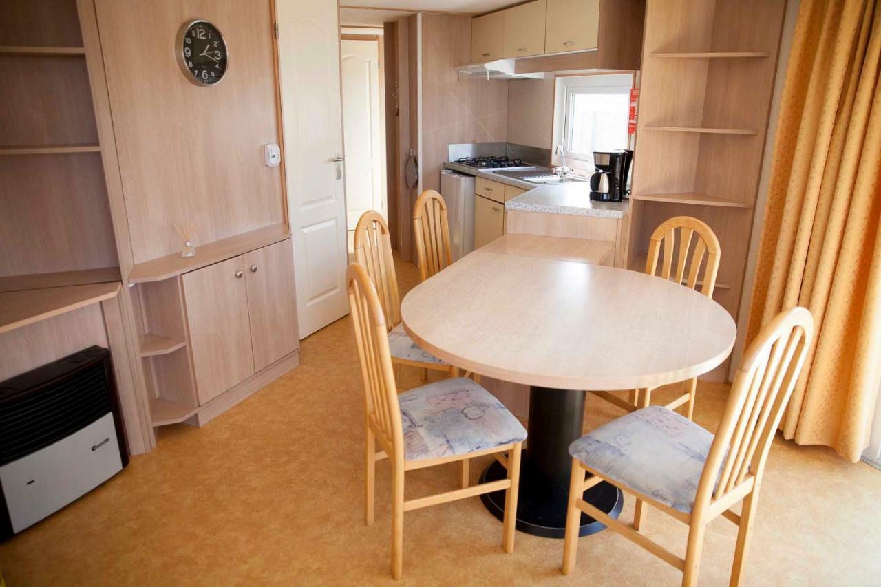 Stolpen Zeezand Recreatie Cozy Chalets المظهر الخارجي الصورة